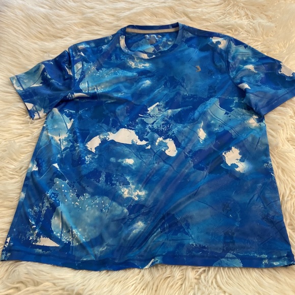 Reel Legends Man Shirt size M BNWOT length 28” pit to pit 40” perfect for summer - Picture 6 of 8